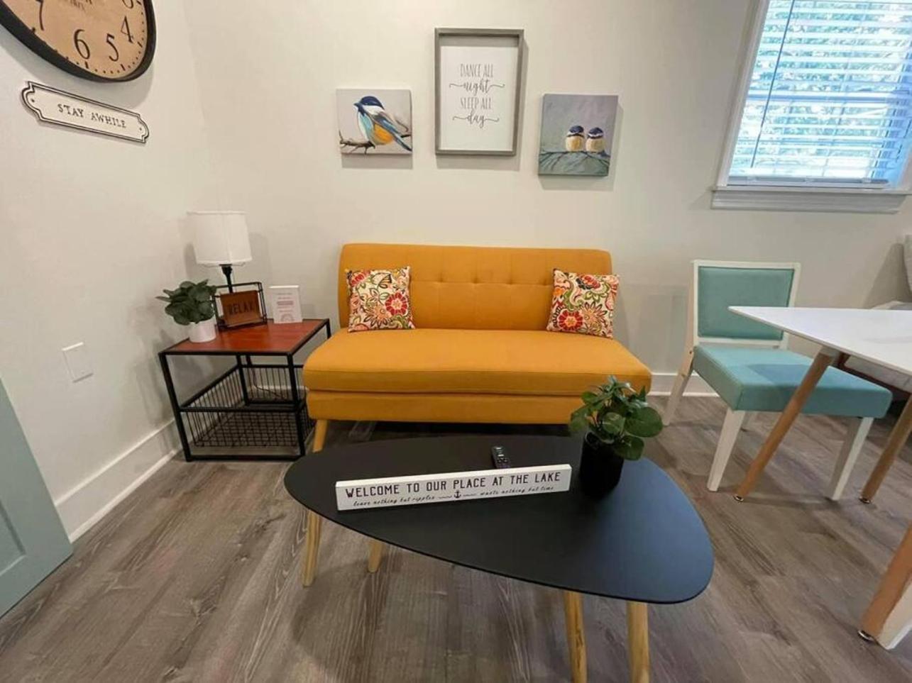 Beautifully Renovated Studio 2 Miles From Marina! Winchester Exterior photo